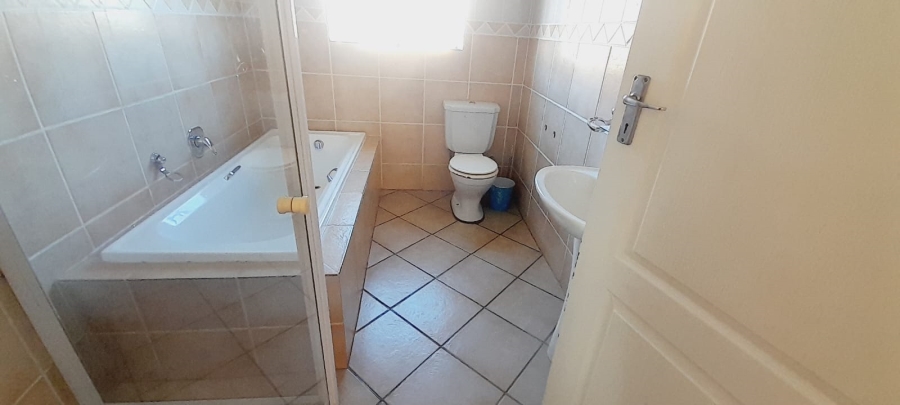 2 Bedroom Property for Sale in Wilkoppies North West